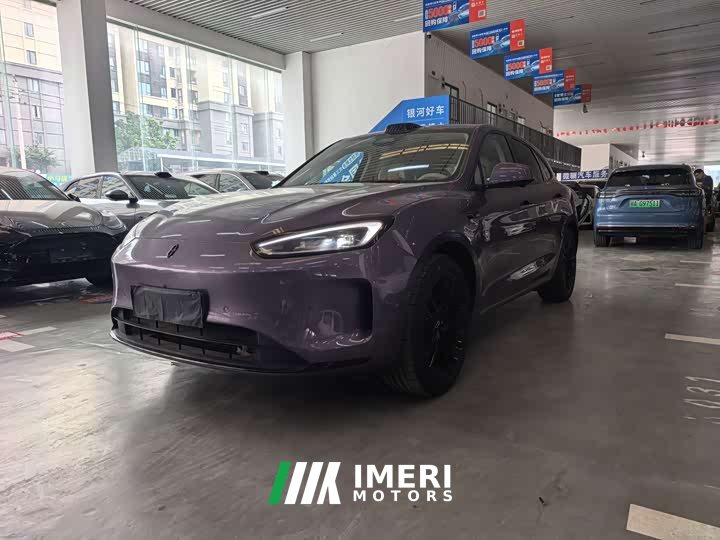 AITO Wenjie M5 extended range Ultra four-wheel drive version - автомобиль из Китая