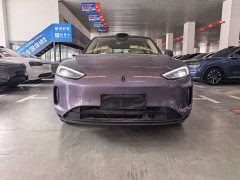 AITO Wenjie M5 extended range Ultra four-wheel drive version - фото 2
