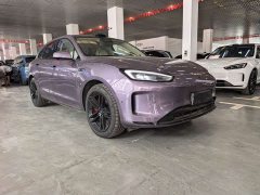 AITO Wenjie M5 extended range Ultra four-wheel drive version - фото 3