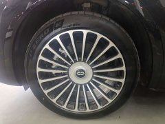 AITO Wenjie M8 extended range Ultra version 53.4kWh 5-seater version (192-line lidar) - фото 8