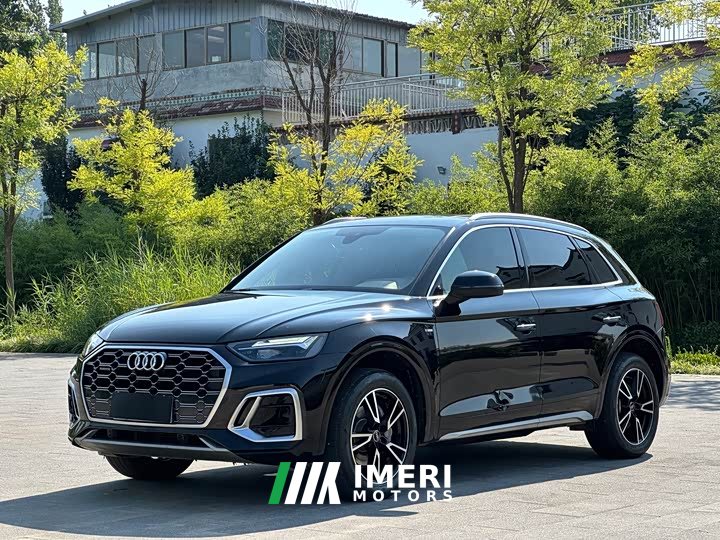 Audi Q5L 40 TFSI Fashionable and Dynamic - автомобиль из Китая