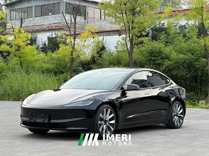 Tesla Model 3 2023 rear-wheel drive version