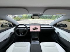 Tesla Model 3 2023 rear-wheel drive version - фото 11