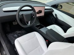 Tesla Model 3 2023 rear-wheel drive version - фото 4