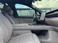 NIO ES8 Six-seater Executive Deluxe Edition - фото 9