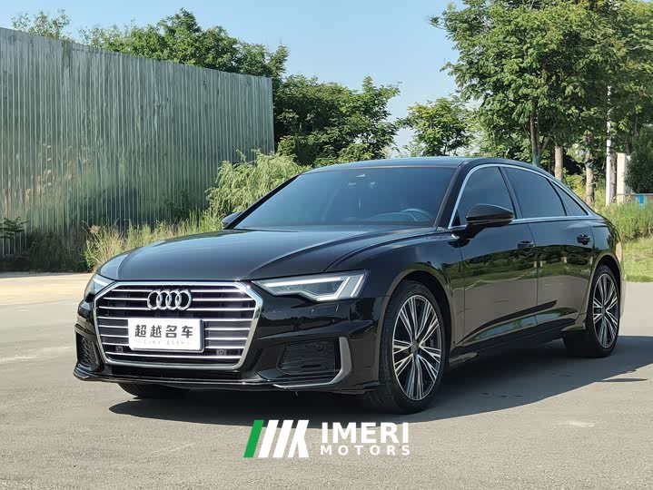 Audi A6L 40 TFSI Luxury Dynamic Type - автомобиль из Китая
