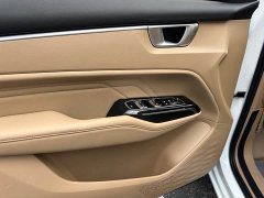 Wuling 2.0L DHT Version - фото 6