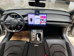 Xiaomi SU7 rear-wheel drive long-range smart driving version - фото 5