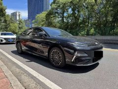 Geely Galaxy Star 8 130km EM-i Premium Edition - фото 3
