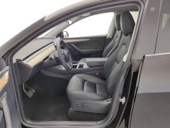 Tesla Model Y rear-wheel drive version - фото 10