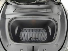 Tesla Model Y rear-wheel drive version - фото 6