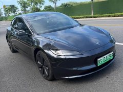 Tesla Model 3 rear-wheel drive version - фото 3