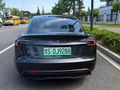 Tesla Model 3 rear-wheel drive version - фото 4