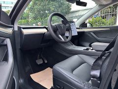 Tesla Model Y long-range all-wheel drive version 3D7 - фото 4