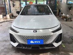 Changan UNI-V 1.5T premium - фото 2