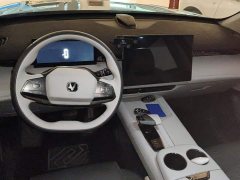 Changan UNI-Z New Energy Blue Whale Smart Electric iDD 125km Excellent - фото 12
