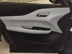 Changan UNI-Z New Energy Blue Whale Smart Electric iDD 125km Excellent - фото 7