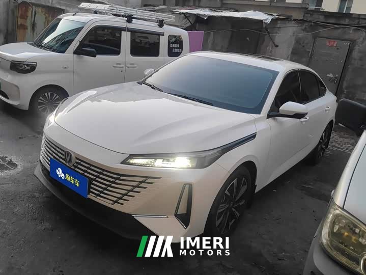 Changan Eado Blue Whale 1.5T 500Bar Premium Type - автомобиль из Китая