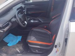 Changan UNI-V 1.5T premium - фото 9
