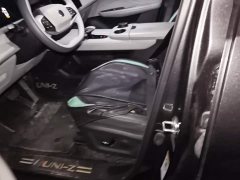 Changan UNI-Z PHEV Blue Whale iDD 125km Beyond Edition - фото 9