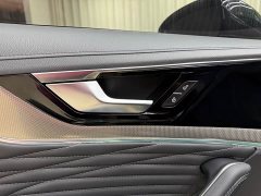 Hongqi HS5 Facelift 2.0T Zhilian Qixiang Four-Wheel Drive Edition - фото 11