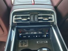 Hongqi H9 2020 3.0T Zhilian Qiling four-seater version - фото 18