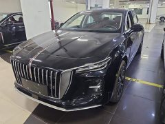 Hongqi H5 PHEV 130 Super Hybrid Edition - фото 1