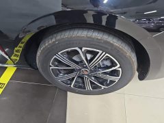 Hongqi H5 PHEV 130 Super Hybrid Edition - фото 6