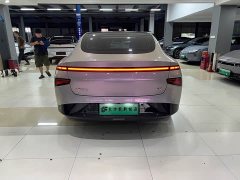 XPeng P7 2020 670N - фото 6