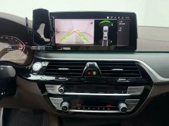 BMW 5 Series 2023 facelift 530Li leading M sports package - фото 11