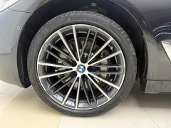 BMW 5 Series 2023 facelift 530Li leading M sports package - фото 19