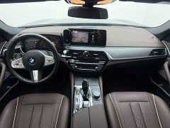 BMW 5 Series 2023 facelift 530Li leading M sports package - фото 8