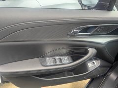 Hongqi H5 2023 2.0T Automatic Intelligent Connected Flag Edition - фото 7