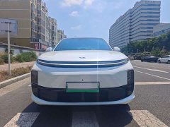 Li Auto Ideal L6 Pro - фото 2