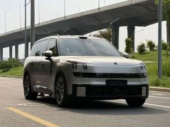 Lynk & Co 900 1.5T Ultra 6-seater - фото 1
