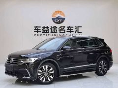 Volkswagen Tiguan L 330TSI automatic two-wheel drive R-Line version - фото 1