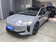 Hongqi EH7 760 Pro four-wheel drive version - фото 1