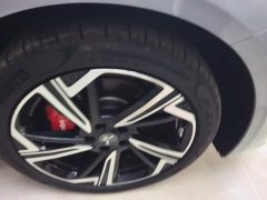 Hongqi EH7 760 Pro four-wheel drive version - фото 6