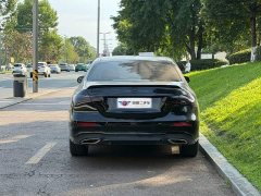 Mercedes-Benz E-Class E 300 L Sporty and Fashionable - фото 5