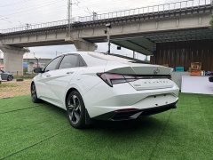 Hyundai Elantra 1.5L CVT GLX Elite Edition - фото 4