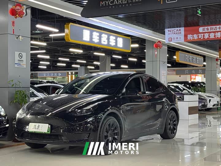 Tesla Model Y 2022 Refresh RWD