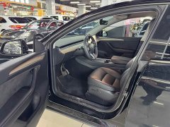 Tesla Model Y 2022 Refresh RWD - фото 3