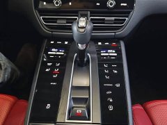 Porsche Macan 2.0T - фото 9
