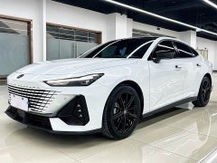 Changan UNI-V 1.5T Prestige Edition - фото 2