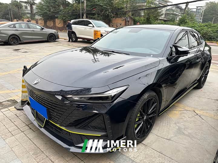 Changan UNI-V 1.5T sports version - автомобиль из Китая