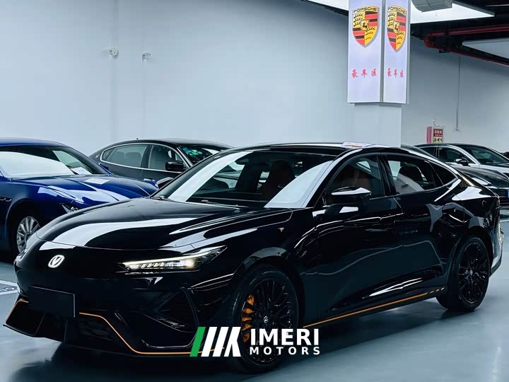Changan UNI-V third generation 2.0T powerful - автомобиль из Китая
