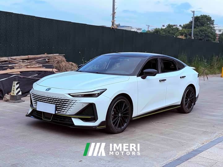 Changan UNI-V 1.5T sports version - автомобиль из Китая