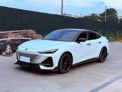 Changan UNI-V 1.5T sports version - фото 1