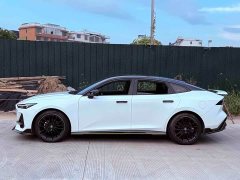 Changan UNI-V 1.5T sports version - фото 8