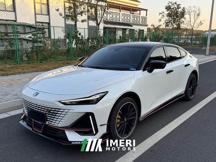 Changan UNI-V 1.5T sports version - автомобиль из Китая